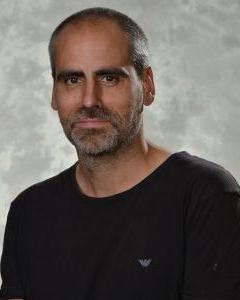 Dr Fernando  Martinez Coma