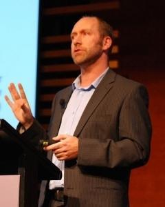 Dr Nigel  Palmer